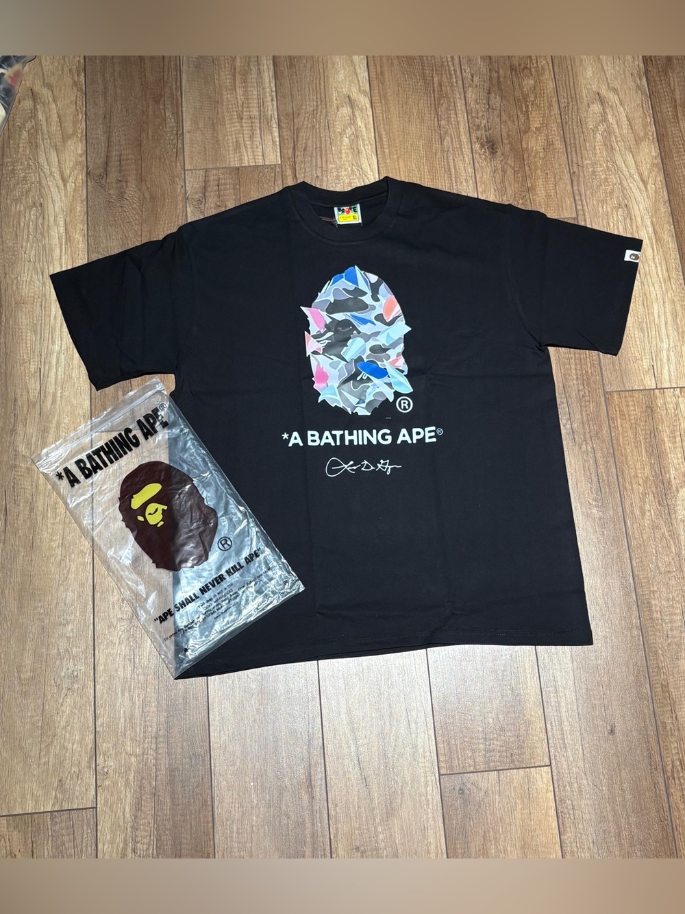 A Bathing Ape BAPE Black Short Sleeve Tee with Camo Ape Head Logo Mens Size XL